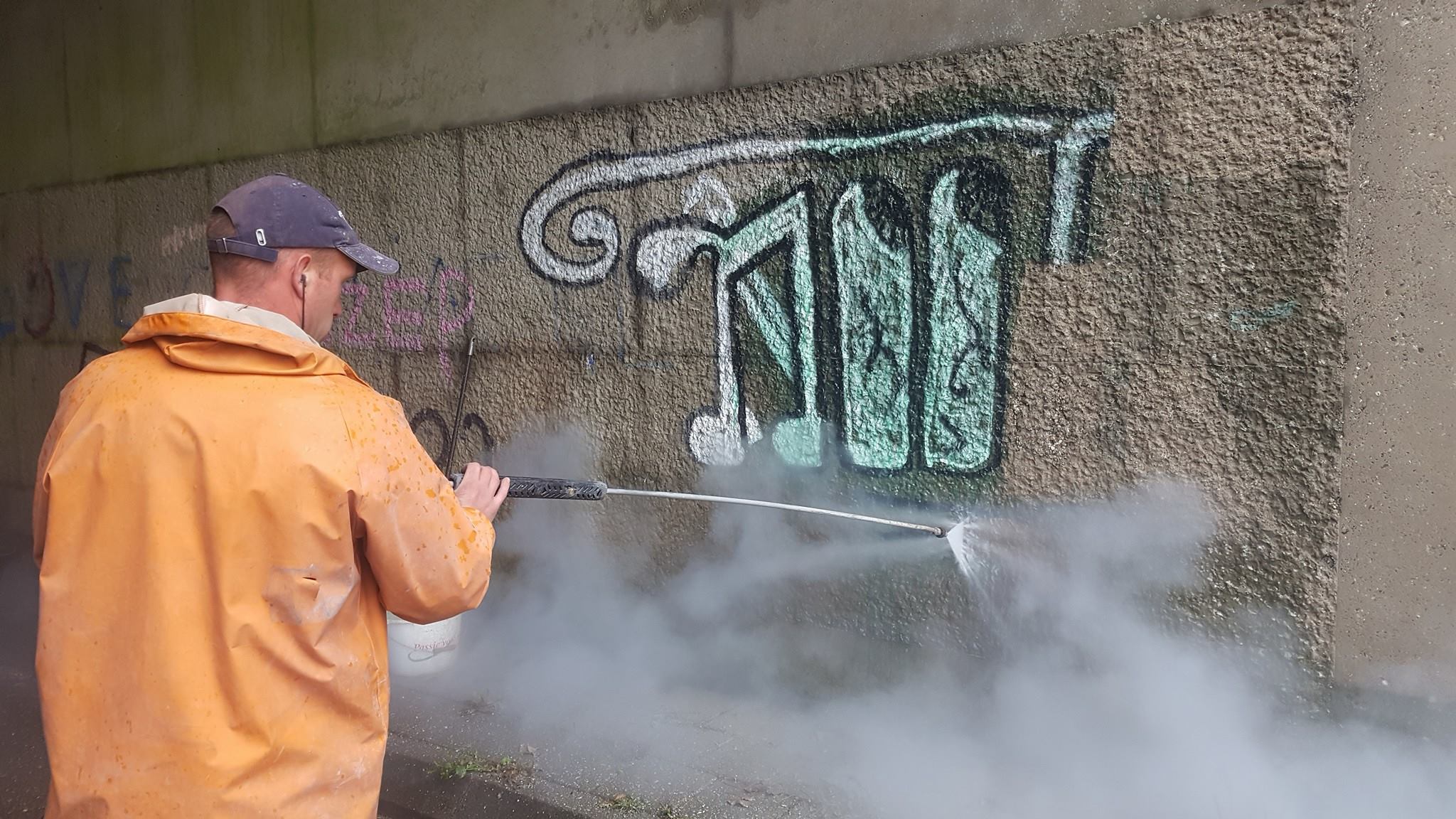 Anti graffiti